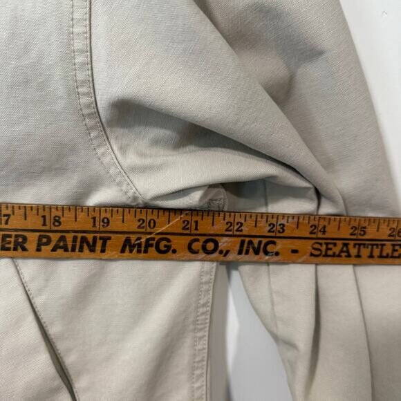 L.L. Bean Women's Barn Chore Coat Field Shacket Cream Medium Petite Cotton - Picture 8 of 8